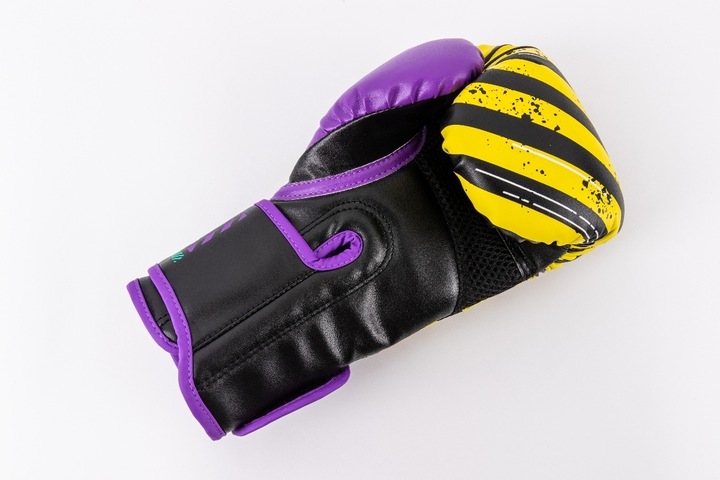 Actual product image UFC Prodigy Youth Boxing Training Glove, 8oz (8 OZ, 8)