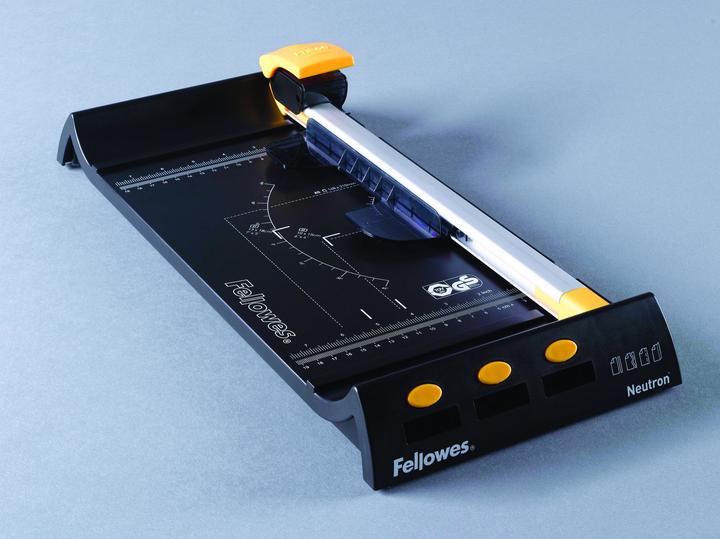 Produktbild Fellowes Rollenschneidemaschine Neutron A4 (10 Blätter, A4)