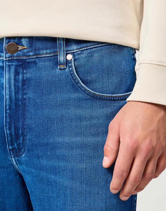 Actual product image Wrangler Jeans River (30)