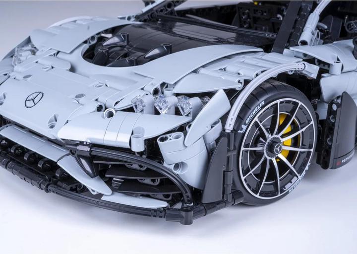 Actual product image Cada Mercedes-AMG One