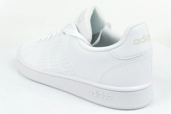 Image du produit Adidas Advantage Base Schuhe (46)