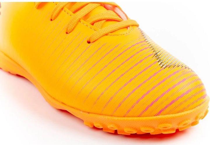 Actual product image Puma Future 8 Play Tt Jr (32)