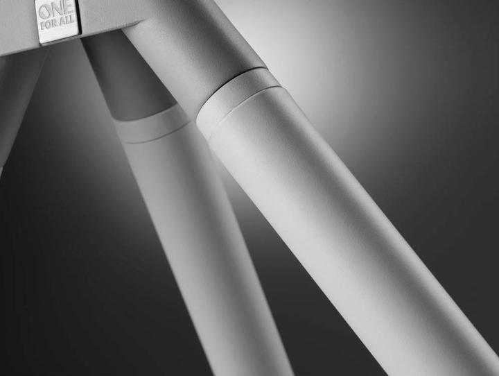 Produktbild One for All Full Metal Tripod WM7462 (Universal, 65", 30 kg)