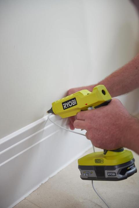 Actual product image Ryobi Ensemble de 9 outils 18V avec perçage, vissage, ponçage, sciage et éclairage