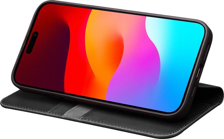 Actual product image QiAlino Hülle Flip Mattschwarz (Apple iPhone 15 Pro)
