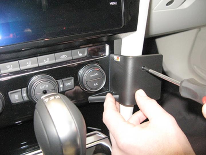 Actual product image Brodit ProClip Angled mount - Holder for cell phone