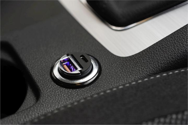 Actual product image Fixed USB-C/USB Car Charger 30W, Black
