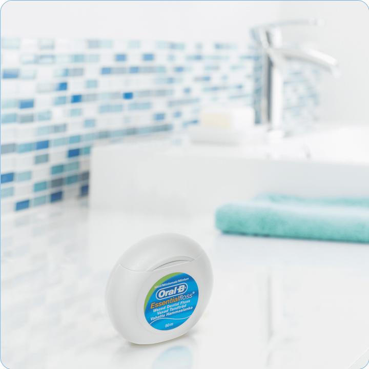 Actual product image Oral-B Essential (50 m)