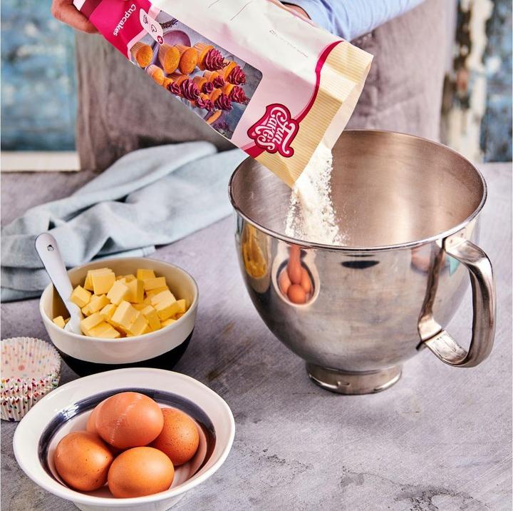 Actual product image FunCakes Cupcake mix (500g) (500 g)