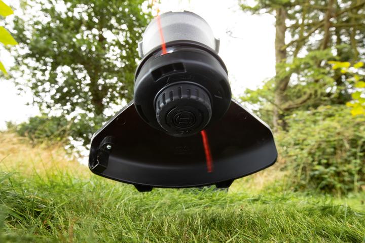 Actual product image Bosch Home & Garden AdvancedBrushCut 36V-23-750 (Trim line)