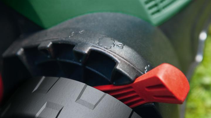 Actual product image Bosch Home & Garden UniversalVerticut 1100