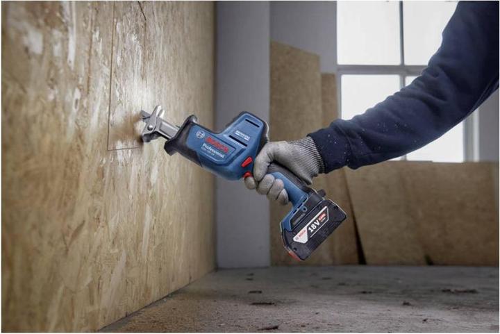 Produktbild Bosch Professional GSA 18V-24 - Solo