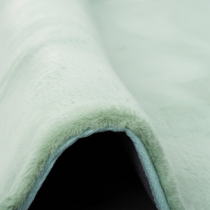 Actual product image Pergamon Luxury Super Soft Fur Rug Plush (140 x 180 cm)