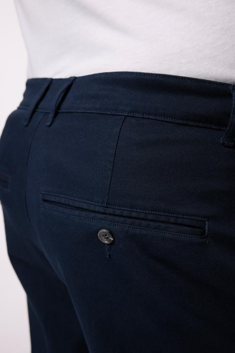 Produktbild Men+ Chino Bauchfit, Regular Fit, bis 72 (66)