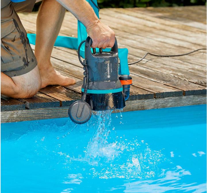 Immagine prodotto Gardena Pompa sommergibile per acque chiare 9000 (Pompa per acqua pulita, Pompa a barile di pioggia)