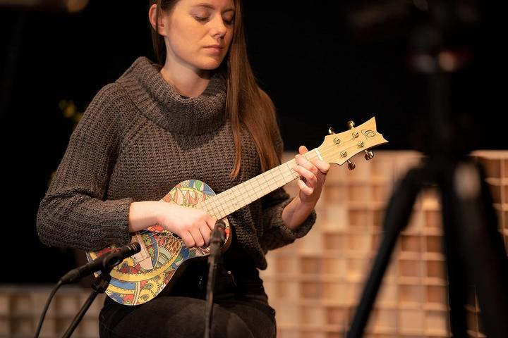 Actual product image Ortega Art Series (Concert)