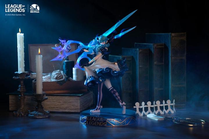 Actual product image Infinity Studios League of Legends "The Hallowed Seamstress - Gwen" 1/6 Statue
