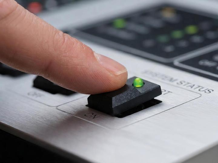 Produktbild Velleman Digitast Dip Push-Button Switch Black Cap Green Led