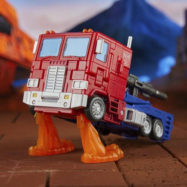 Produktbild Hasbro The Transformers: The Movie Generations Studio Series Commander Class Actionfigur Optimus Prime 18 c