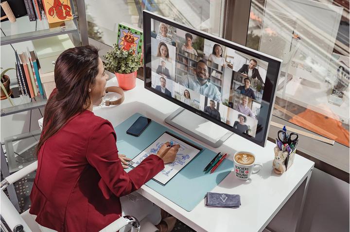 Actual product image Rocketbook Spiralblock Flip (A4, Lined, Soft cover)