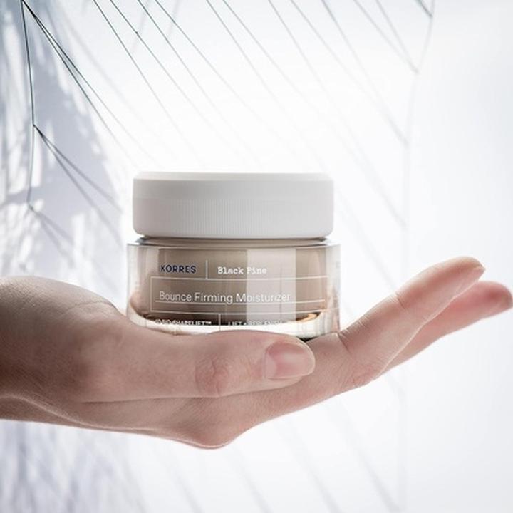 Actual product image Korres Black Pine 4D BioShapeLift™ Bounce Firming Moisturizer (40 ml, Day cream)