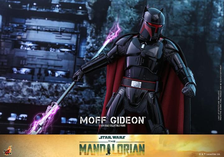 Actual product image Hot Toys Star Wars: The Mandalorian figurine 1/6 Moff Gideon 29 cm