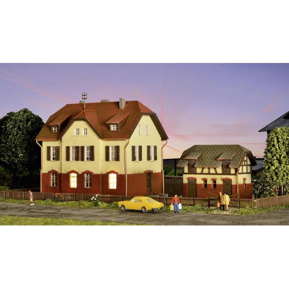 Thumbnail - Kibri 37112 N Eisenbahnergebäude mit