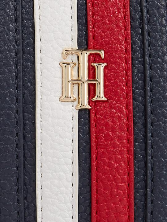 Actual product image Tommy Hilfiger Shoulder Bag TH Element Camera Bag Corp FA22