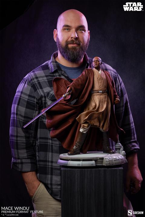 Actual product image Sideshow Star Wars Episode III statuette Premium Format Mace Windu 53 cm