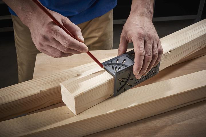 Actual product image wolfcraft 1 3D mitre bracket loose