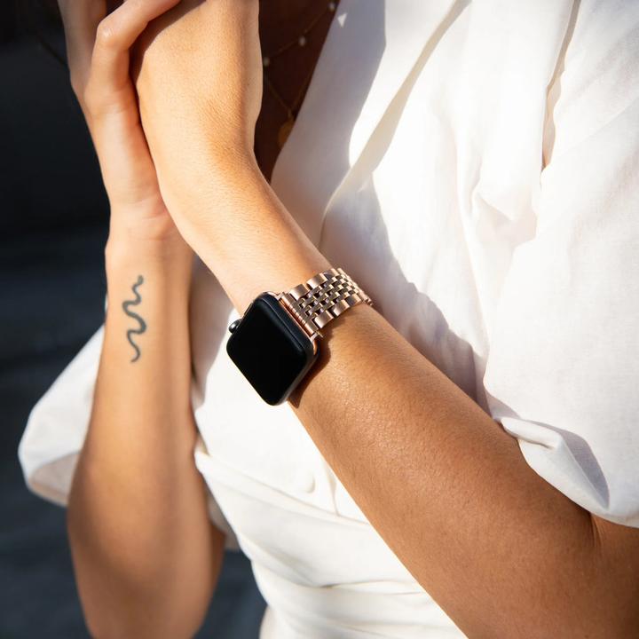 Produktbild Burga Apple Watch Metal Bandje - Chic Royal - Roségold - 42 mm / 44 mm / 45 mm / 49 mm (Edelstahl)