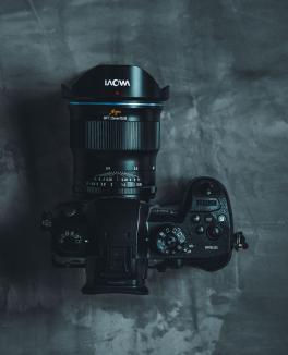 Actual product image Venus Optic Fixed focal length Laowa Argus 25 mm f/0.95 MFT APO - MFT (Micro Four Thirds, Micro Four Thirds)