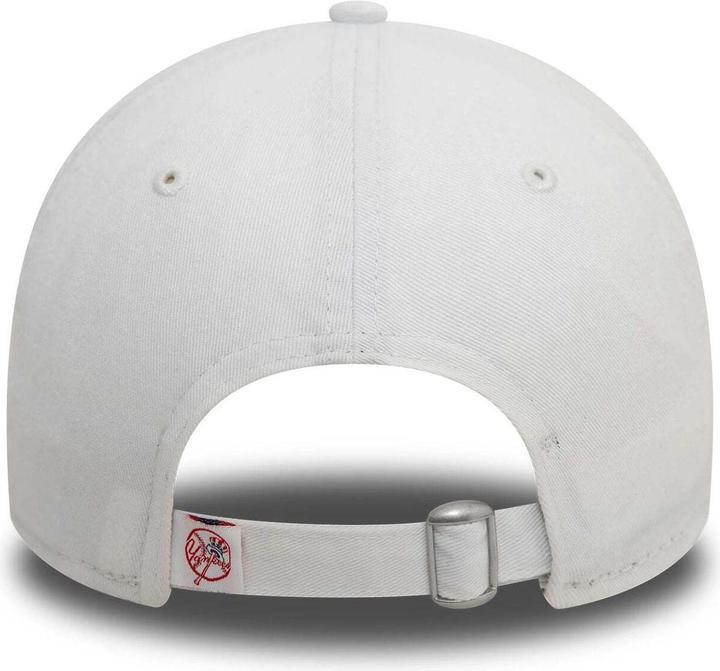 Actual product image New Era 9Twenty Strapback New York Yankees