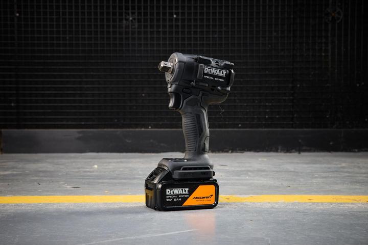 Produktbild DeWalt McLaren / DCF922 / 2x 5Ah (18 V)