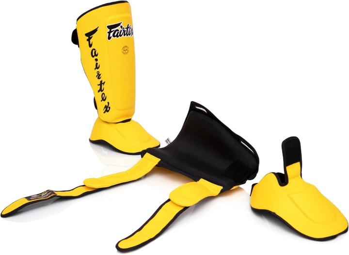 Actual product image Fairtex Shin guards SP7 Twister Detachable (L)
