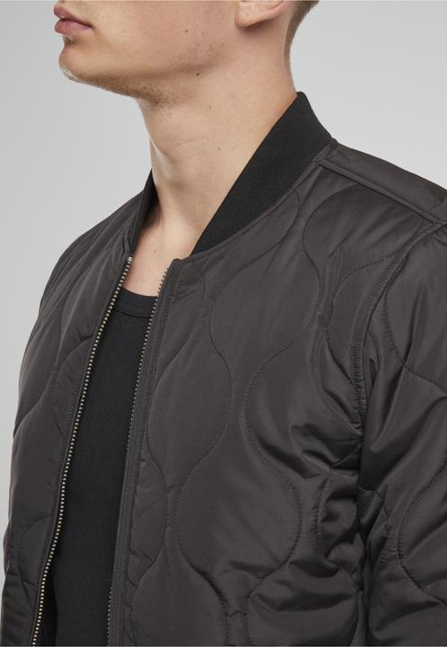 Actual product image Urban Classics Onion Quilted Bomber - 183845 (M)