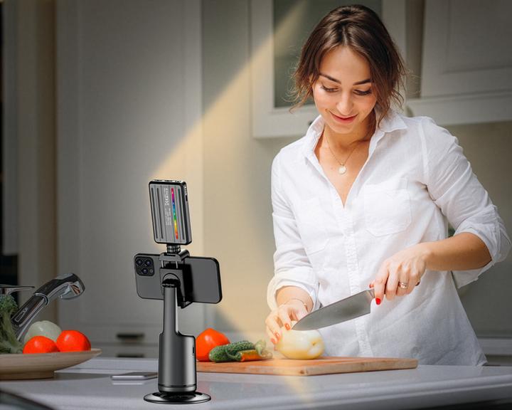 Actual product image Rollei LUMIS Mini Creator RGB LED light (Video light)