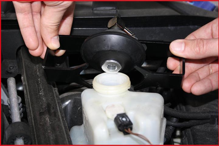 Actual product image KS Tools Universal-Entlüfterstutzen-Adapter