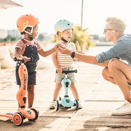 Actual product image Scoot and Ride Kask (45 - 51 cm)