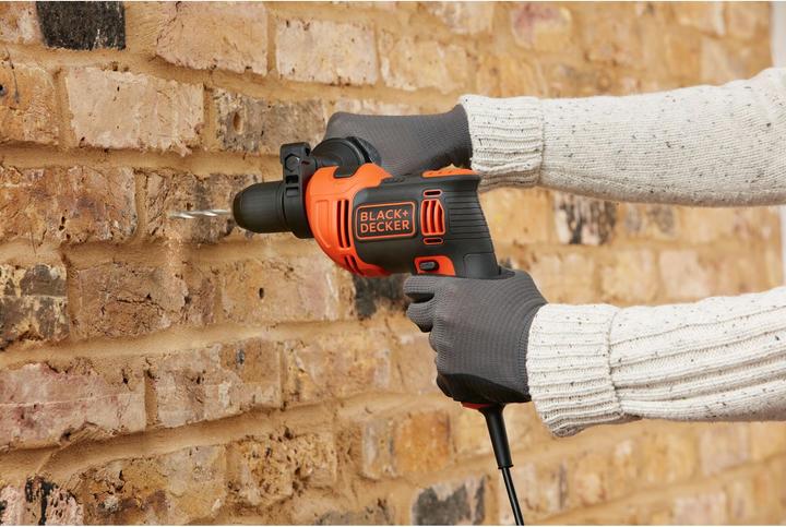 Actual product image Black & Decker BEH710QS Impact drill (Electrical connection)