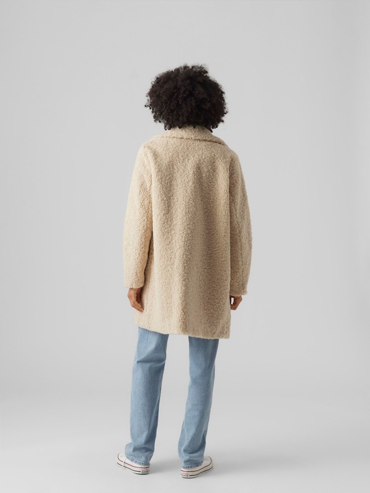 Actual product image Vero Moda VMKYLIE Mantel Teddyfell Mantel (L)