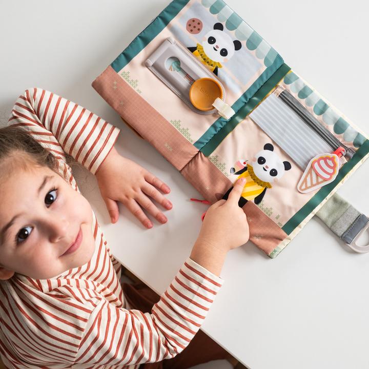 Image du produit Taf Toys Aktivitätenbuch Fantasy (Allemand, Anglais, Français, Italien, Suisse-allemand)