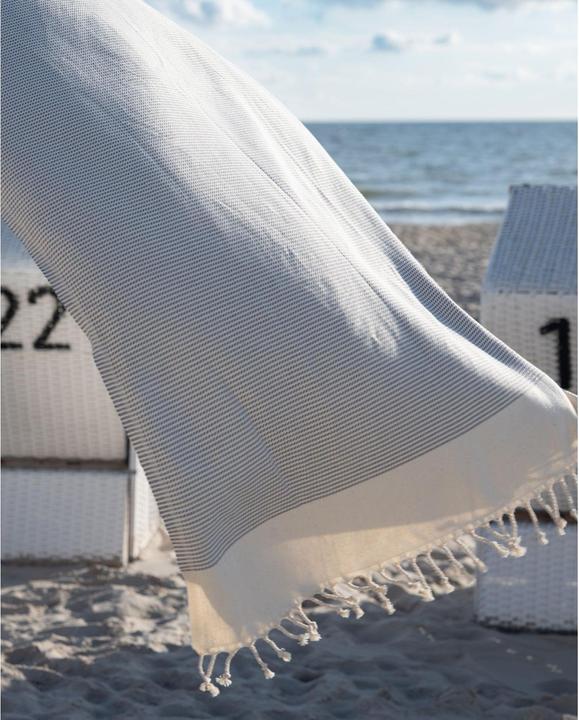 Image du produit Urbanara Strandtuch Bolu 95 x 180 cm, Graublau / Naturweiss (95 x 180 cm)