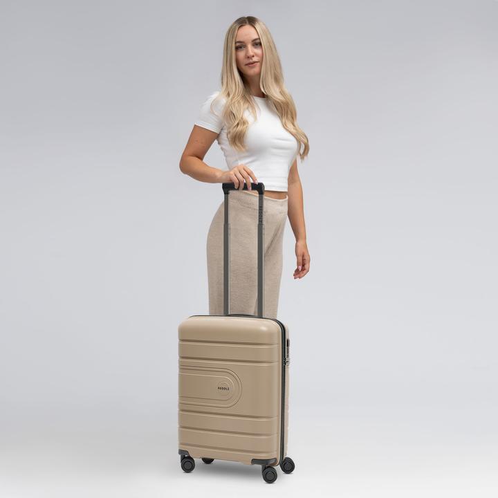 Actual product image Redolz Essentials 11 CABIN 4 wheels cabin trolley 55 cm (39 l)