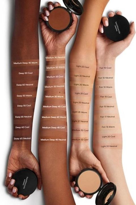 Produktbild Bare Minerals Bareminerals Barepro Skin-Perfecting Powder Foundation Matte Pressed Powder