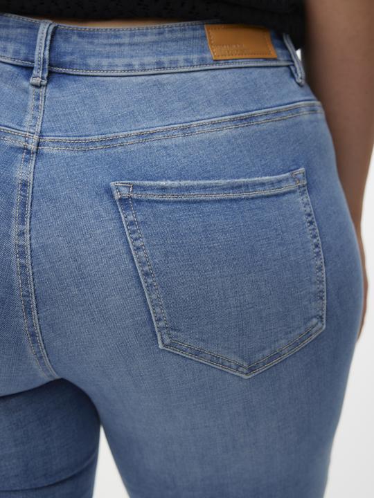 Immagine prodotto Vero Moda VMCFLASH Mid Rise Gerade geschnitten Jeans Straight-Fit (W54/L32)
