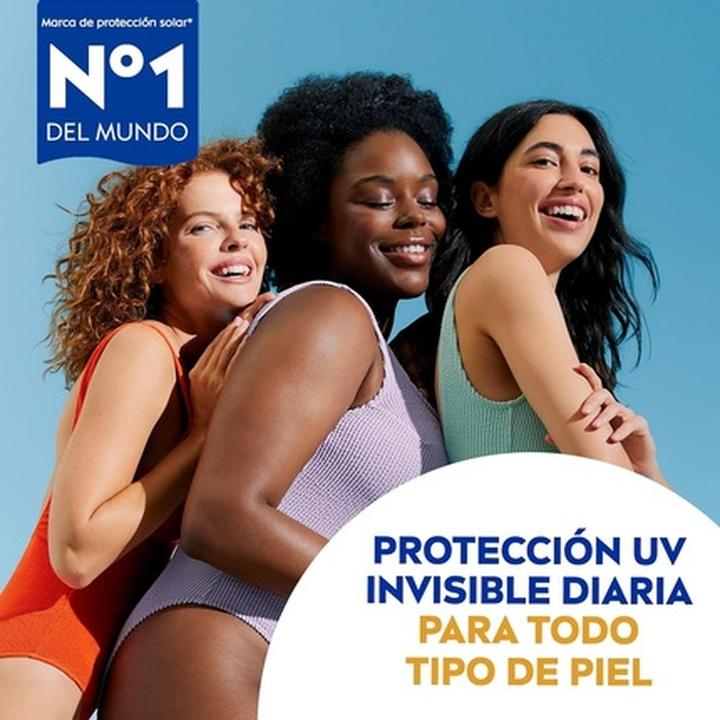 Image du produit NIVEA SUN Invisible Daily Fluid Face Sunscreen SPF 50+ 40ml (Crème solaire visage, SPF 50, 40 ml, 0.04 g)