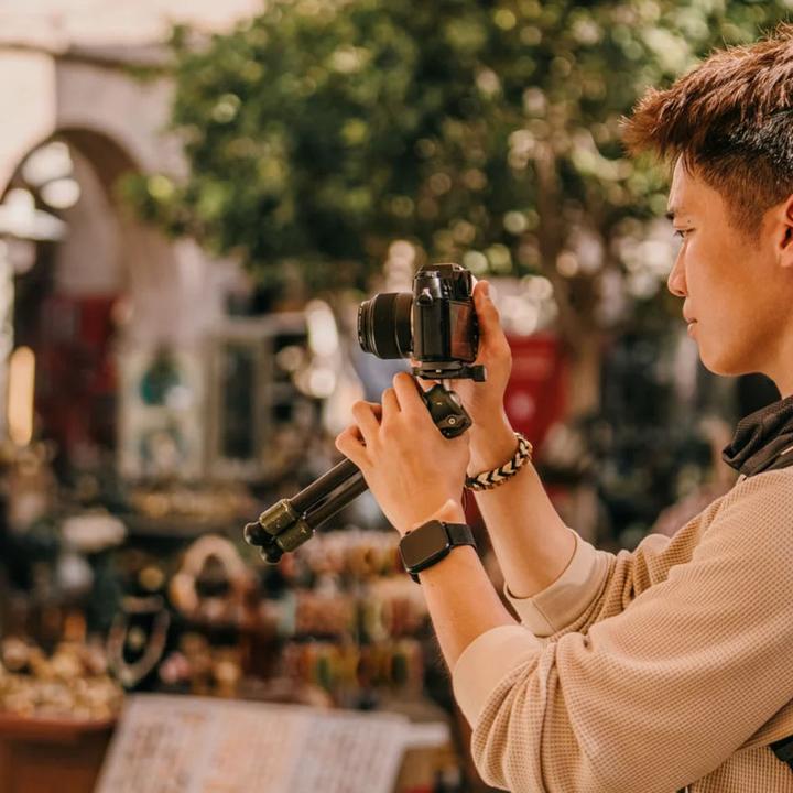 Image du produit Tilta BT03 Tabletop Ball Head, 1-Stage Carbon Fiber Tripod (Carbone, Métal)