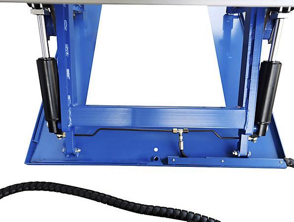 Actual product image eurokraft basic Low profile lift table, E shaped, max. load 1200 kg, hand operated control unit.