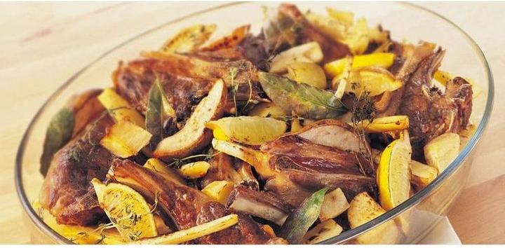 Actual product image Pyrex Roaster oval without lid